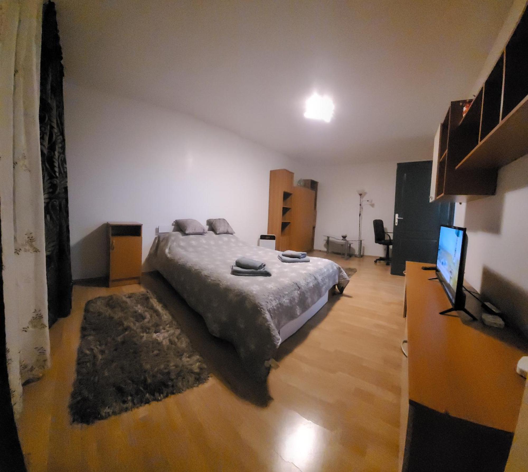 Studio Bdn Sîngeorgiu de Mureş Extérieur photo